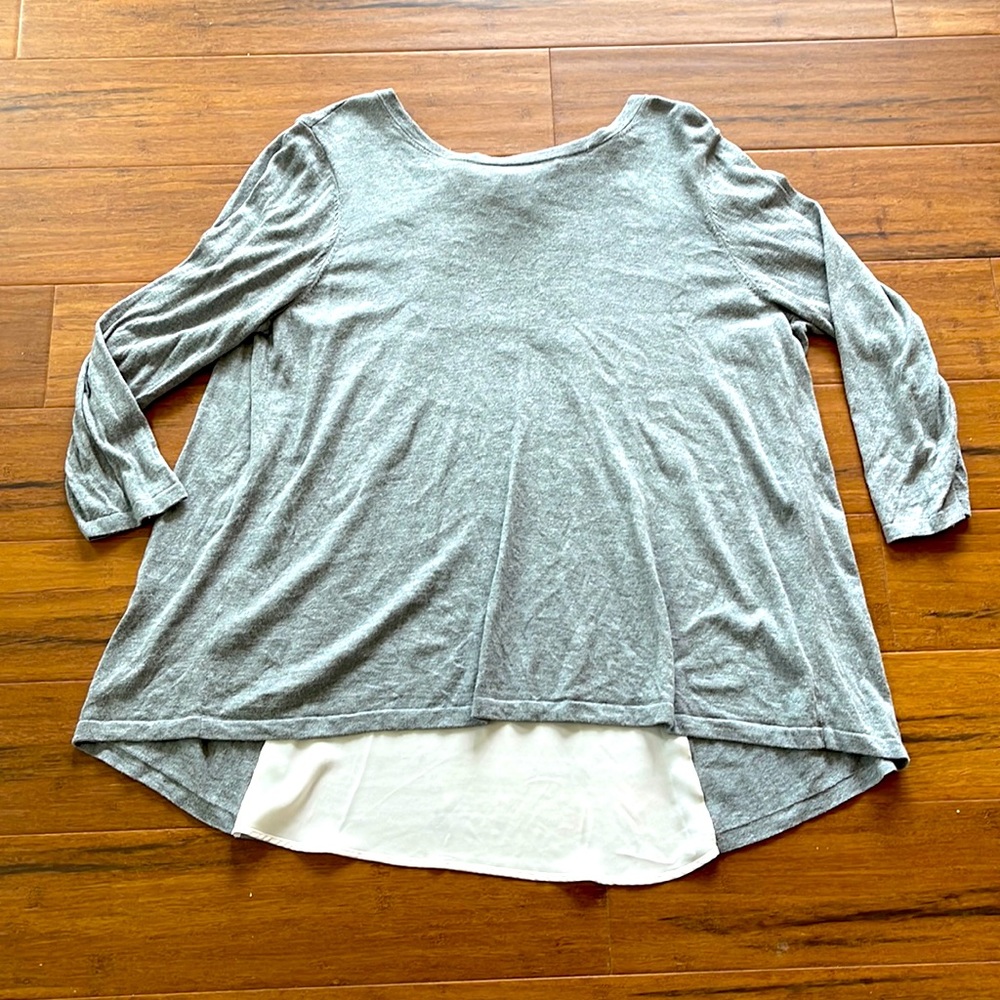 Loft scoop neck tie long sleeve sweater gray white